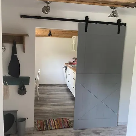 Apartment Velelak *